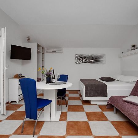 Apartments By The Sea Drasnice, Makarska - 2581 ห้อง รูปภาพ