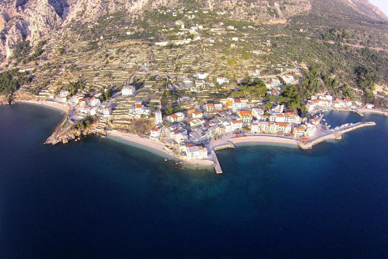 Apartments By The Sea Drasnice, Makarska - 2581 ภายนอก รูปภาพ