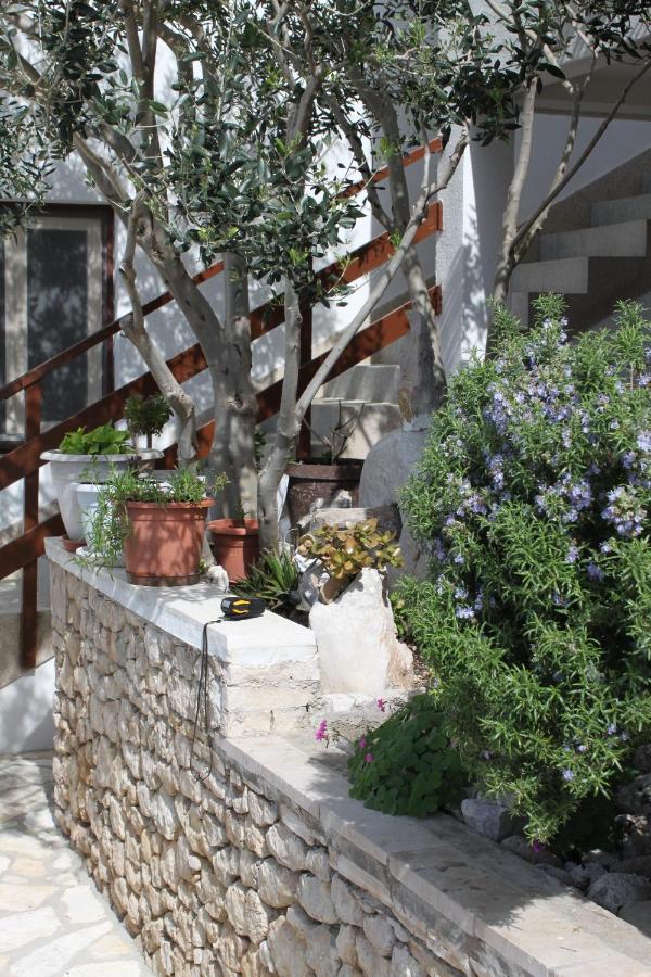 Apartments By The Sea Drasnice, Makarska - 2581 ภายนอก รูปภาพ