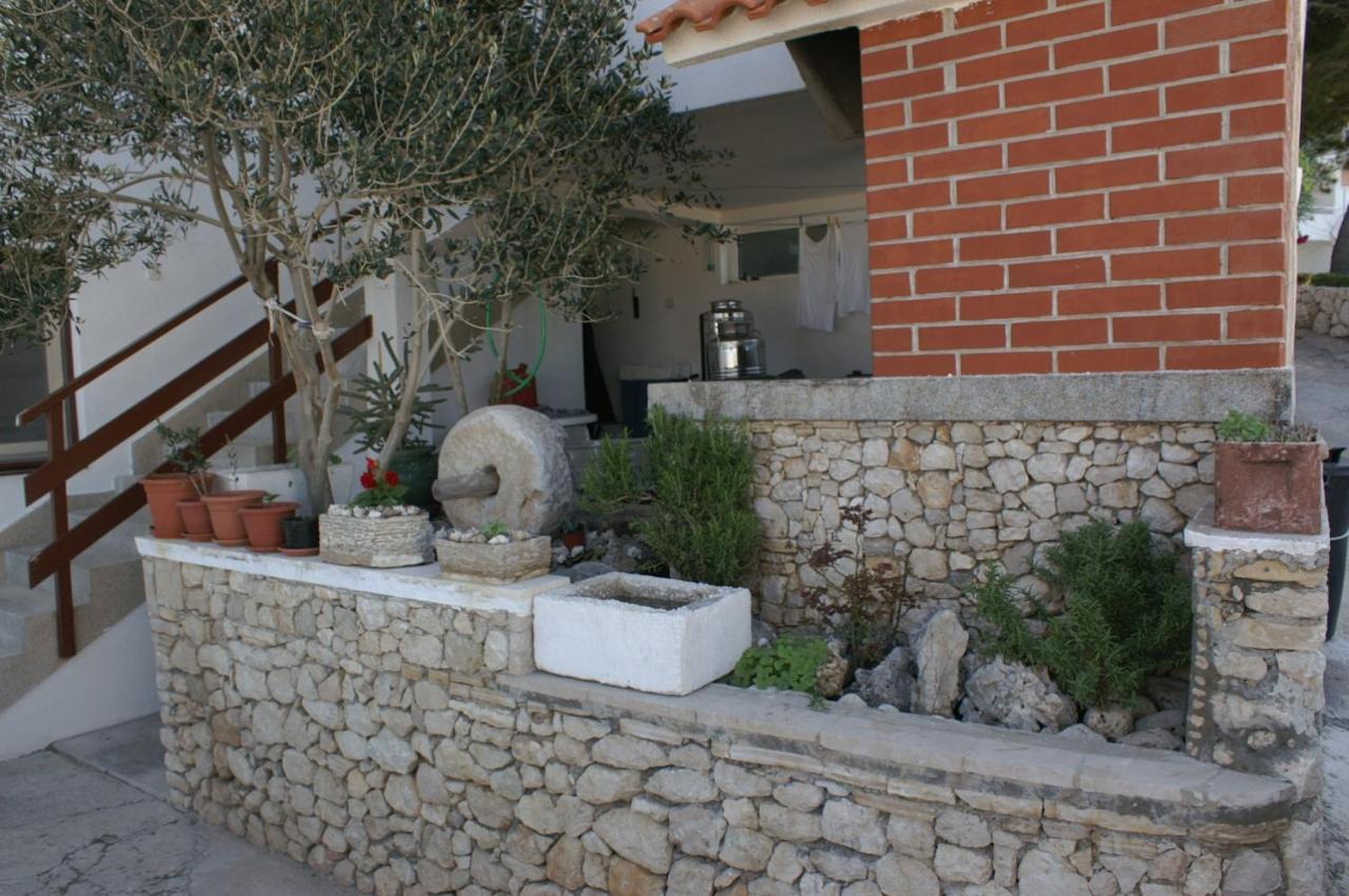 Apartments By The Sea Drasnice, Makarska - 2581 ภายนอก รูปภาพ