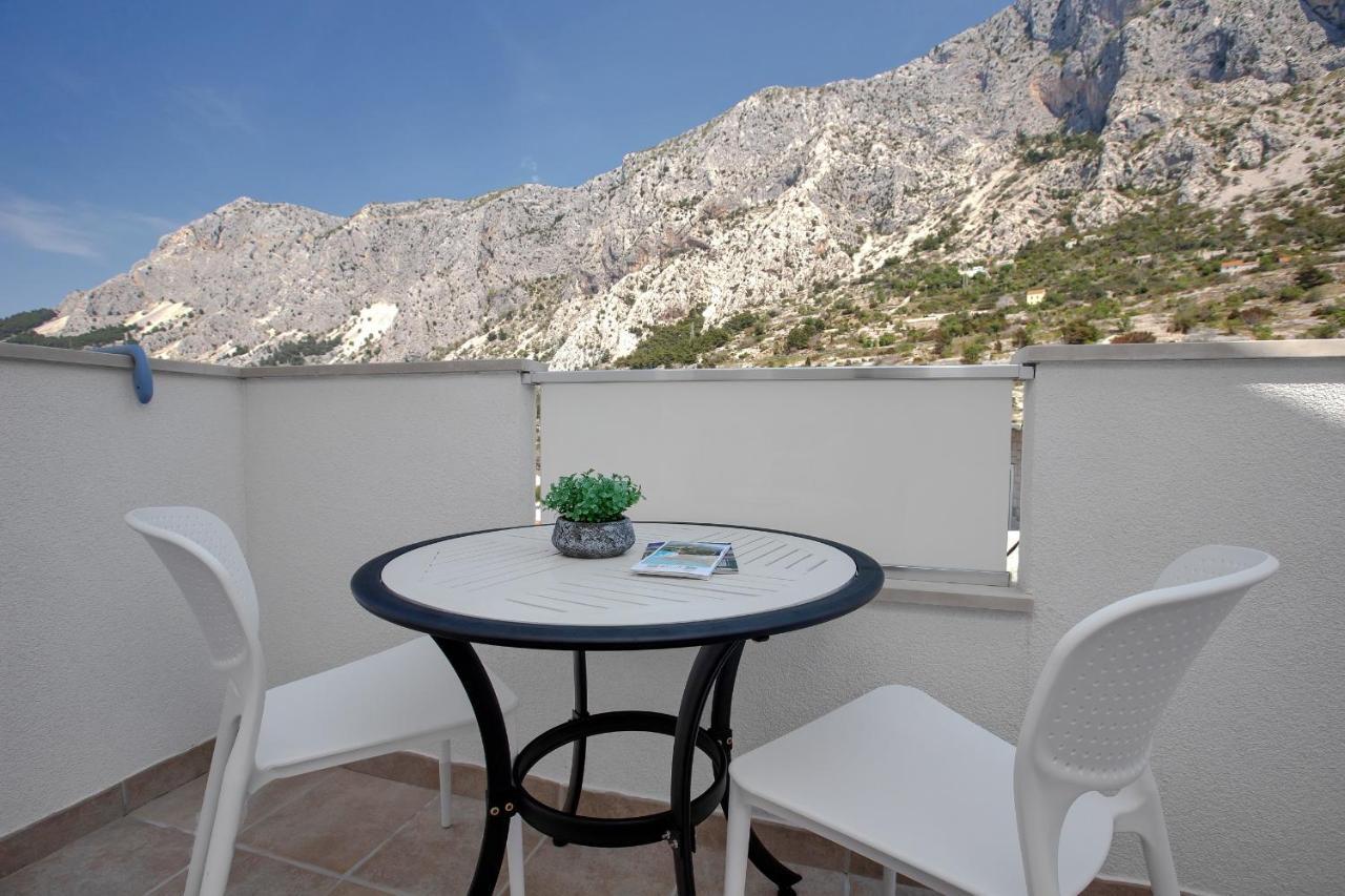 Apartments By The Sea Drasnice, Makarska - 2581 ภายนอก รูปภาพ